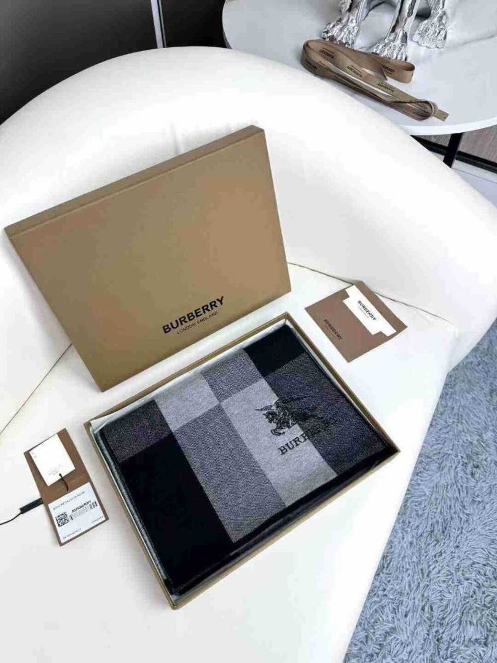 Two-Tone Grey Black Burberry Check Wool Cashmere Scarf Luxury Designer Wrap - Picture 3 of 5